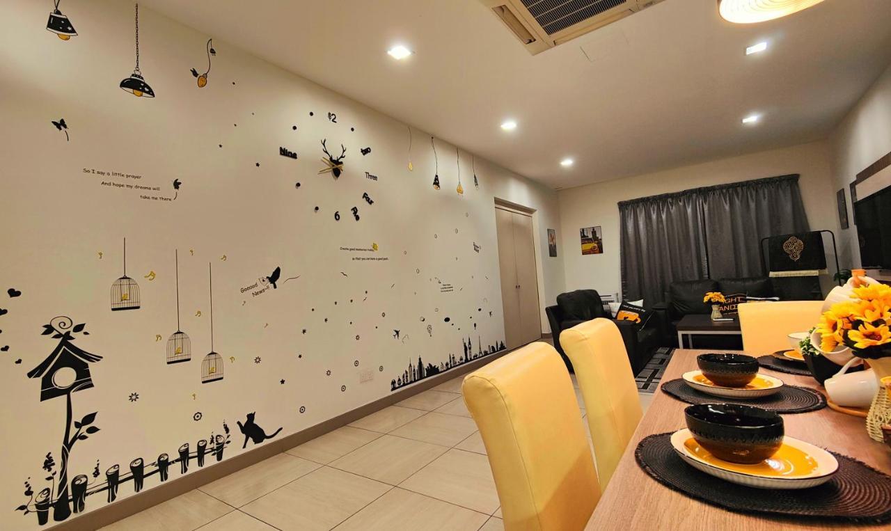 Modern Octagon 5-7 Pax Free Parking By Empire *